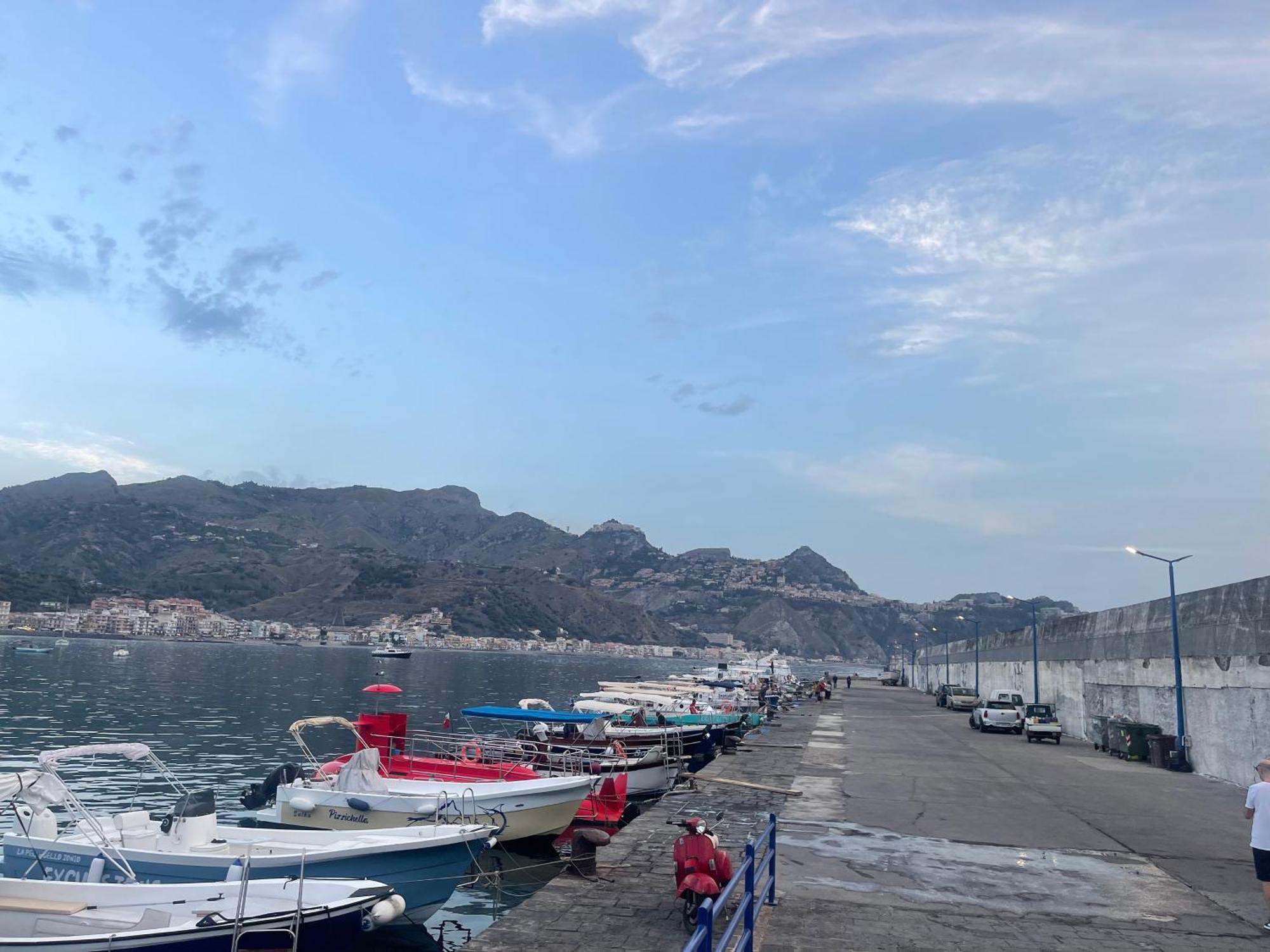 Maridda-Experience Rooms- Giardini Naxos Ngoại thất bức ảnh