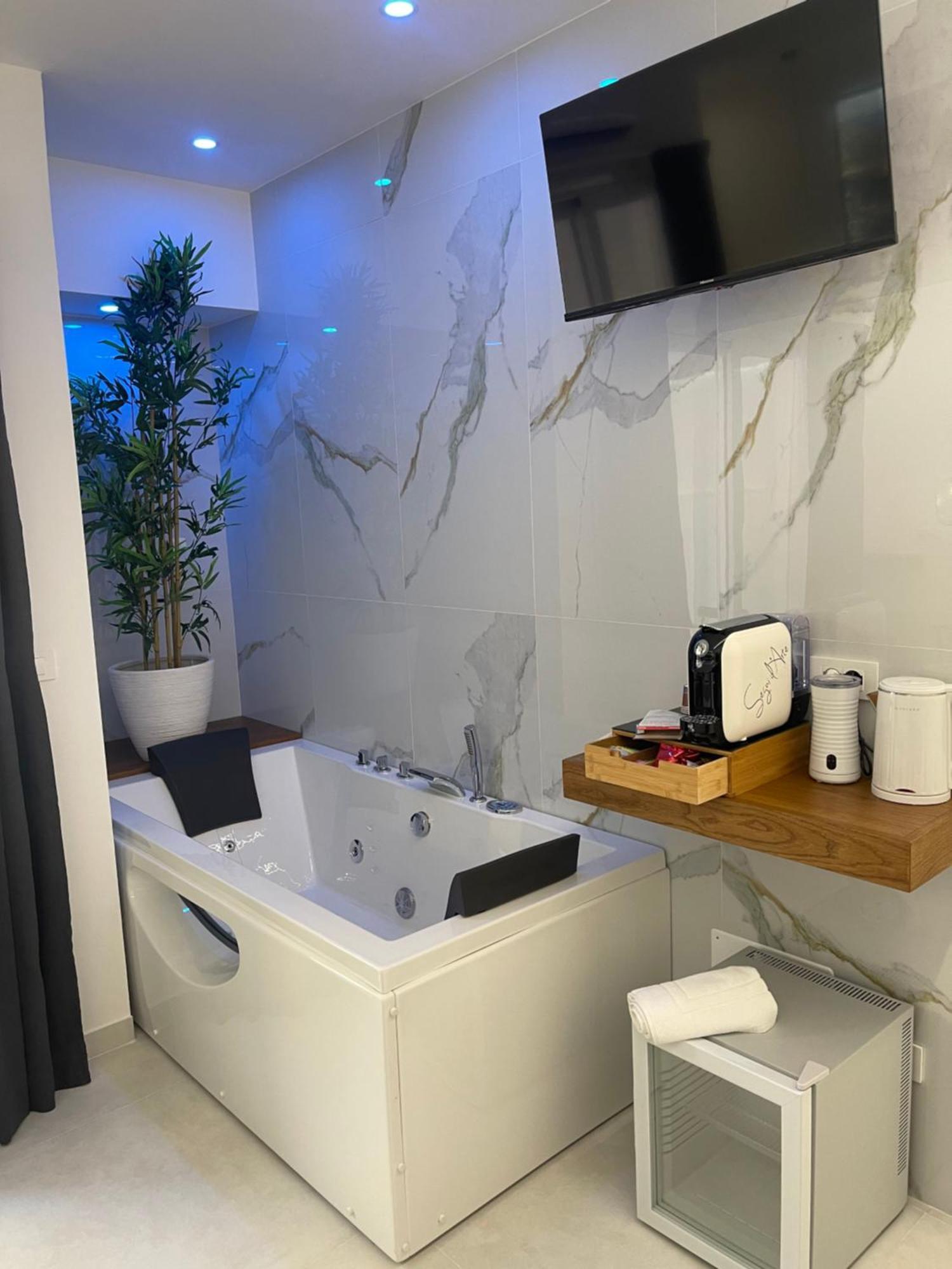 Maridda-Experience Rooms- Giardini Naxos Ngoại thất bức ảnh